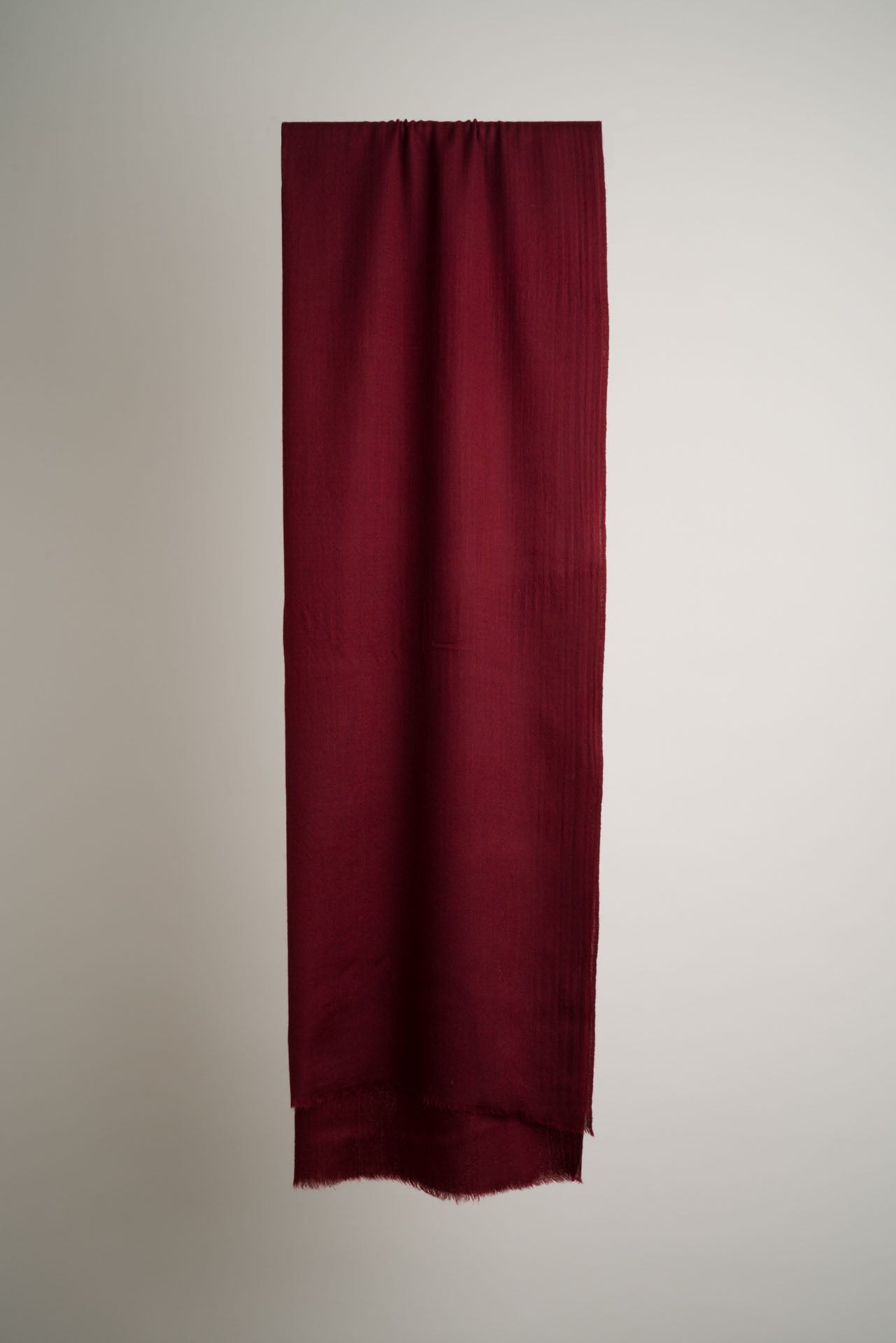 Bordeauxroter, handgewebter Schal aus 100% reiner Pashmina-Wolle mit traditionellem Chasme Bulbul (Augen des Nachtigalls) Muster