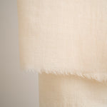 Handgewebter Schal aus 100% reiner Pashmina-Wolle mit Mandarine/hellbraunem Karo-Muster Verlauf 