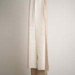 Handgewebter Schal aus feinster Merinowolle in Naturfarben, hergestellt in Kaschmir, breites Produktfoto