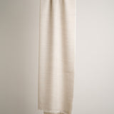 Handgewebter Pashmina-Cashmere-Schal aus Changthangi-Wolle in zarten Grautoenen, hergestellt in Kaschmir, breites Produktfoto